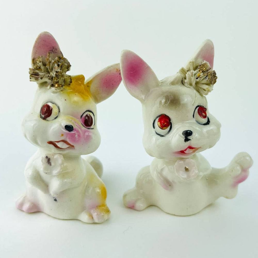 Vintage Anthropomorphic Bunny Rabbit Salt and Pepper Shakers Set
